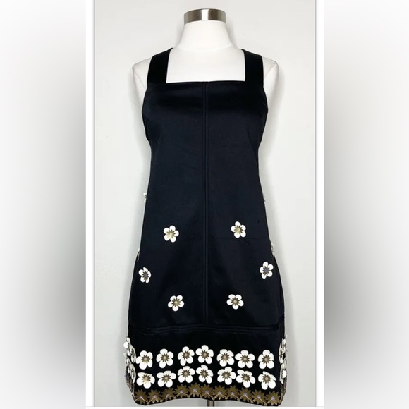 Alexis Daviana Dress - Picture 2 of 9